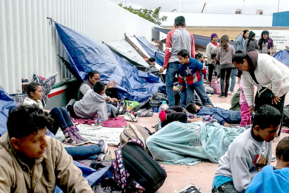 PHOTO: Members of a caravan of migrants from Central America who traveled through Mexico camp at Tijuana's pedestrian west border crossing with the U.S., April 30, 2018.