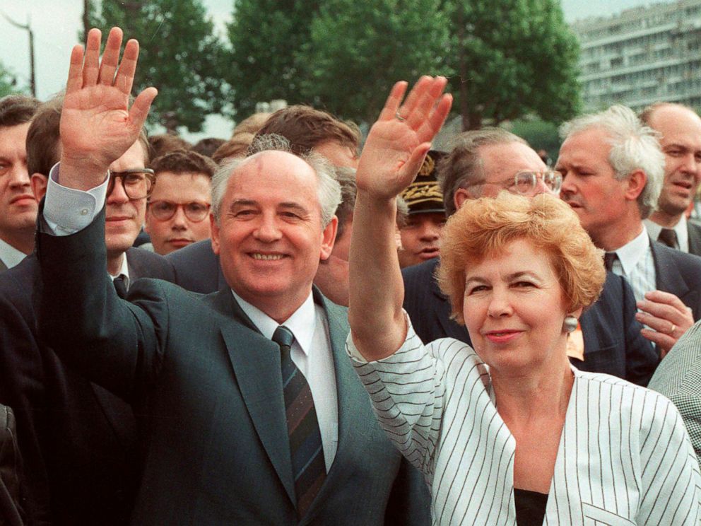 PHOTO: Soviet President Mikhail Gorbachev and his wife Raisa in Paris, France, July 5, 1989. 