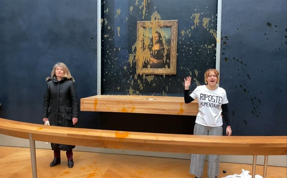 Activists splatter 'Mona Lisa' with soup in Louvre Museum in Paris