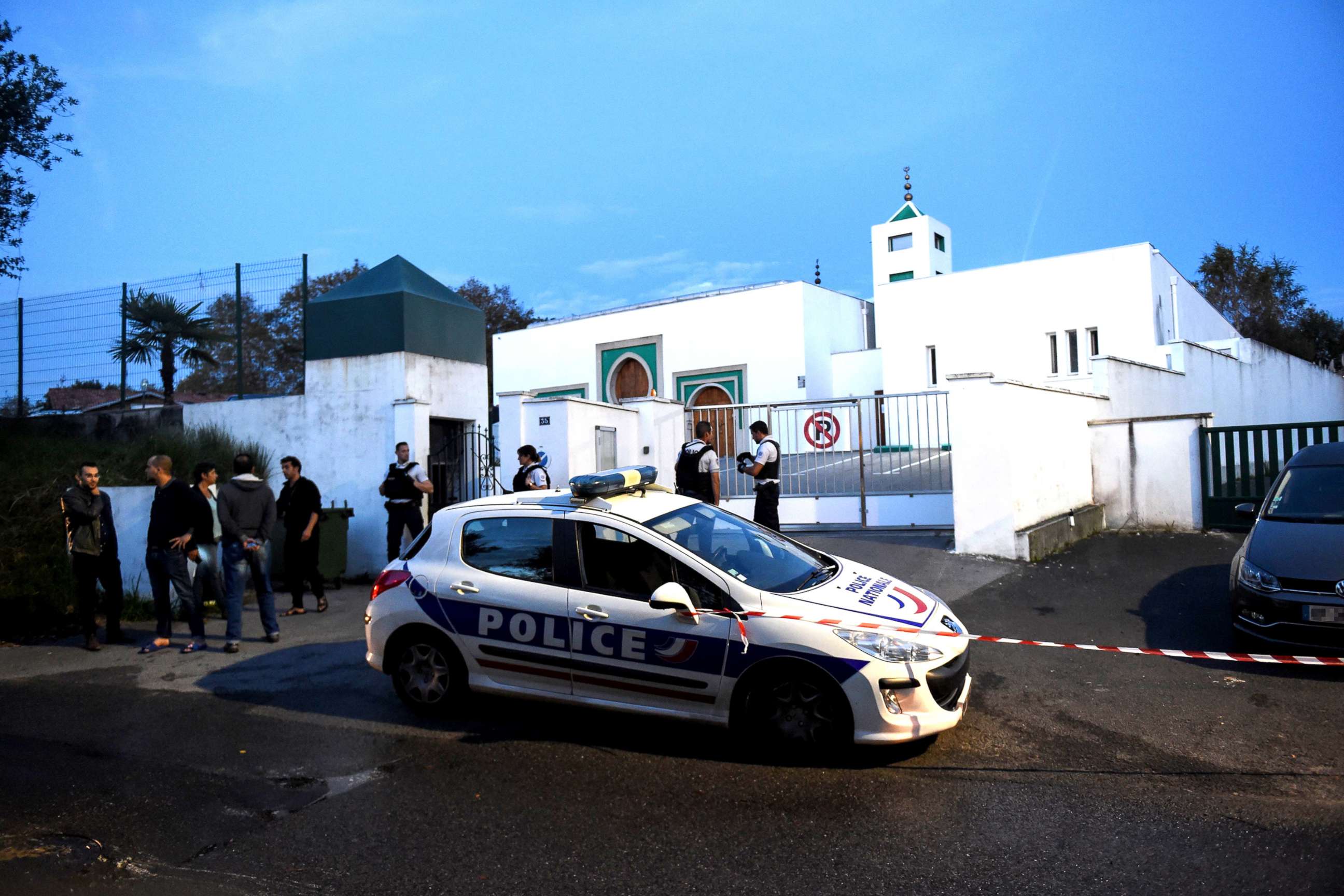 PHOTO: French police officers stand in front of the Mosque of Bayonne, in southwestern France, Oct. 28, 2019, after two people were injured in a shooting. 