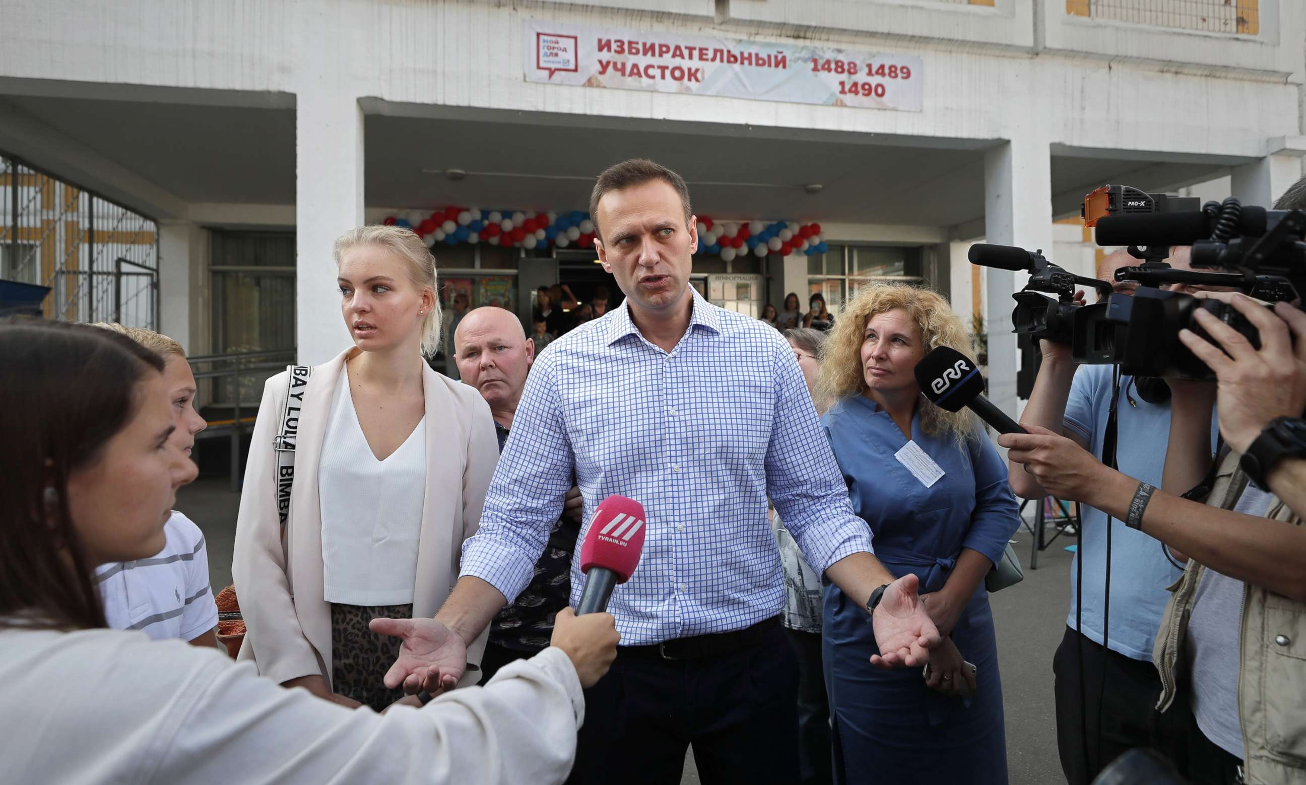 PHOTO: Russian opposition candidate Alexei Navalny speaks to reporters after voting in the Moscow City Duma elections in Moscow, Sept. 8, 2019.