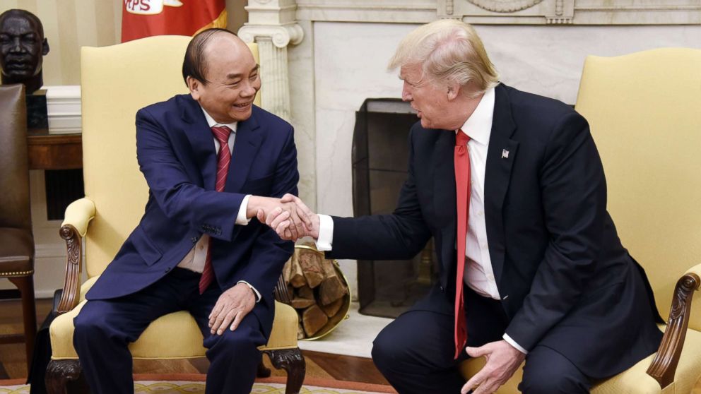 PHOTO: President Donald Trump meets with Prime Minister Nguyen Xuan Phuc of Vietnam in the Oval Office of the White House, May 31, 2017 in Washington, DC.