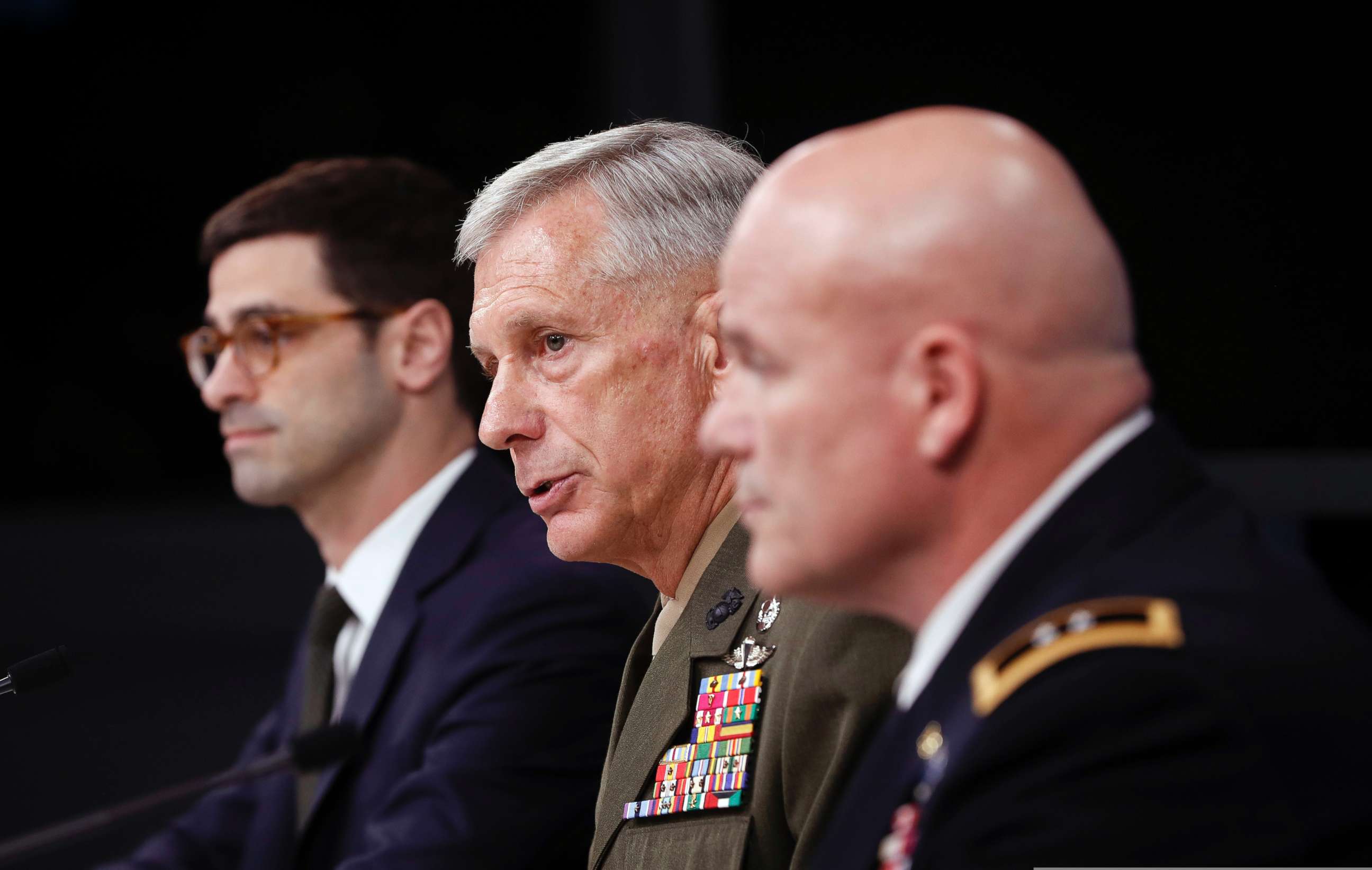 PHOTO: Marine Gen. Thomas D. Waldhauser, commander, U.S. Africa Command, center, briefs members of the media on a Niger ambush at the Pentagon, May 10, 2018.