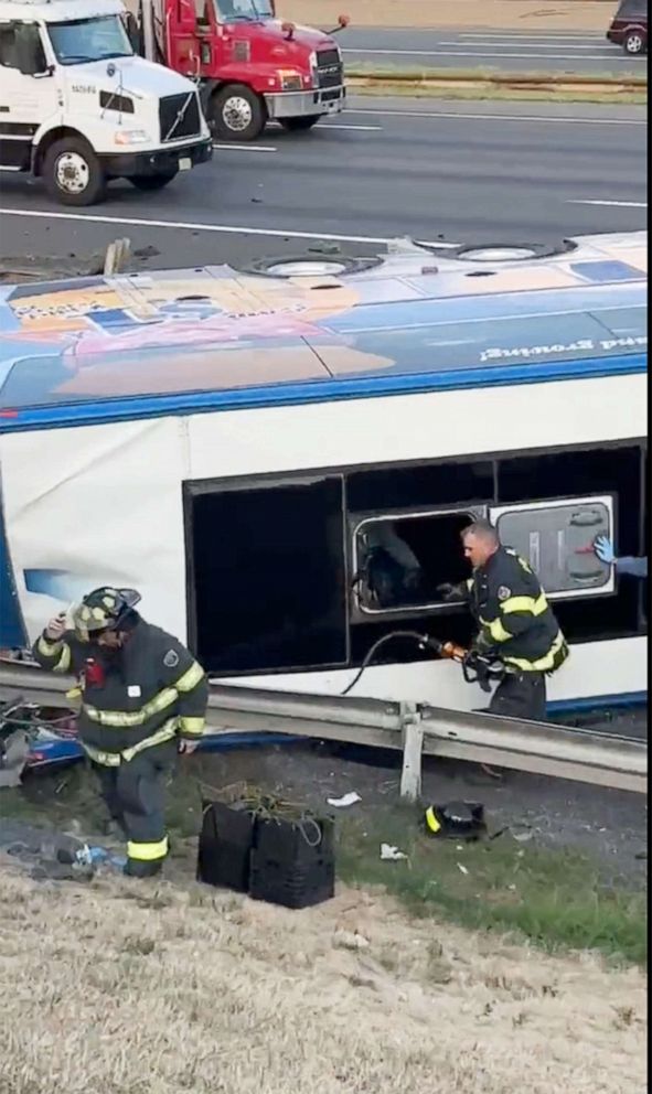 PHOTO: Emergency responders attend to the scene of a bus accident on the Turnpike in Woodbridge, N.J., Aug. 9, 2022.