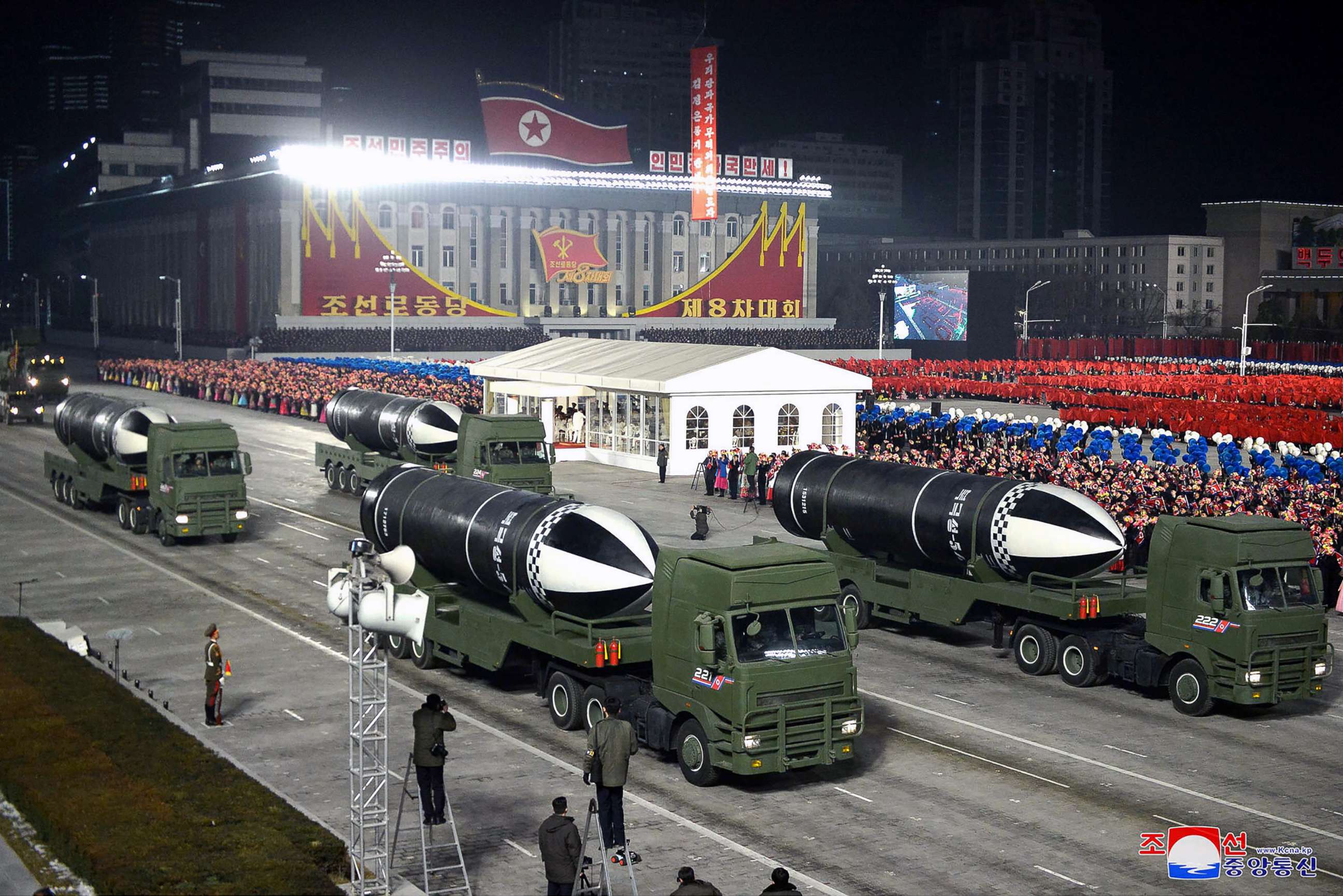North Korea flaunts new weapons amid Washington, D.C., turmoil - ABC News