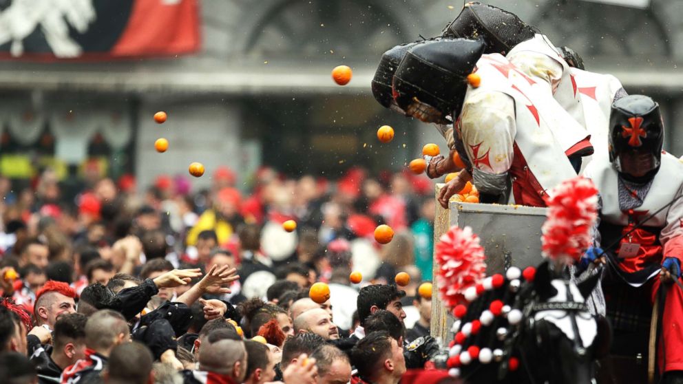 Italian town shows zest for history with 'Battle of the Oranges' food fight  - ABC News