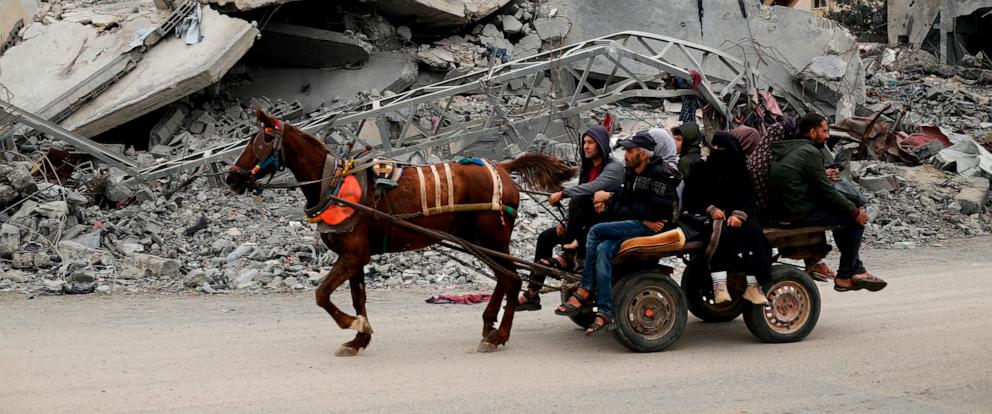 PHOTO: Palestinians fleeing the Israeli ground offensive arrive in Rafah, Gaza Strip, on Dec. 5, 2023.