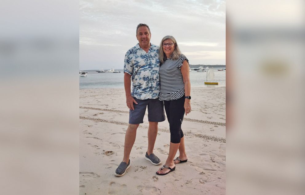 PHOTO: Tony and Debra Velleman are pictured in an undated image. Debra Ann Velleman, of Waukesha, Wis., and Sue L. Borries, of Teutopolis, Ill., are missing after their plane crashed off the coast of Panama on Jan. 3, 2022.