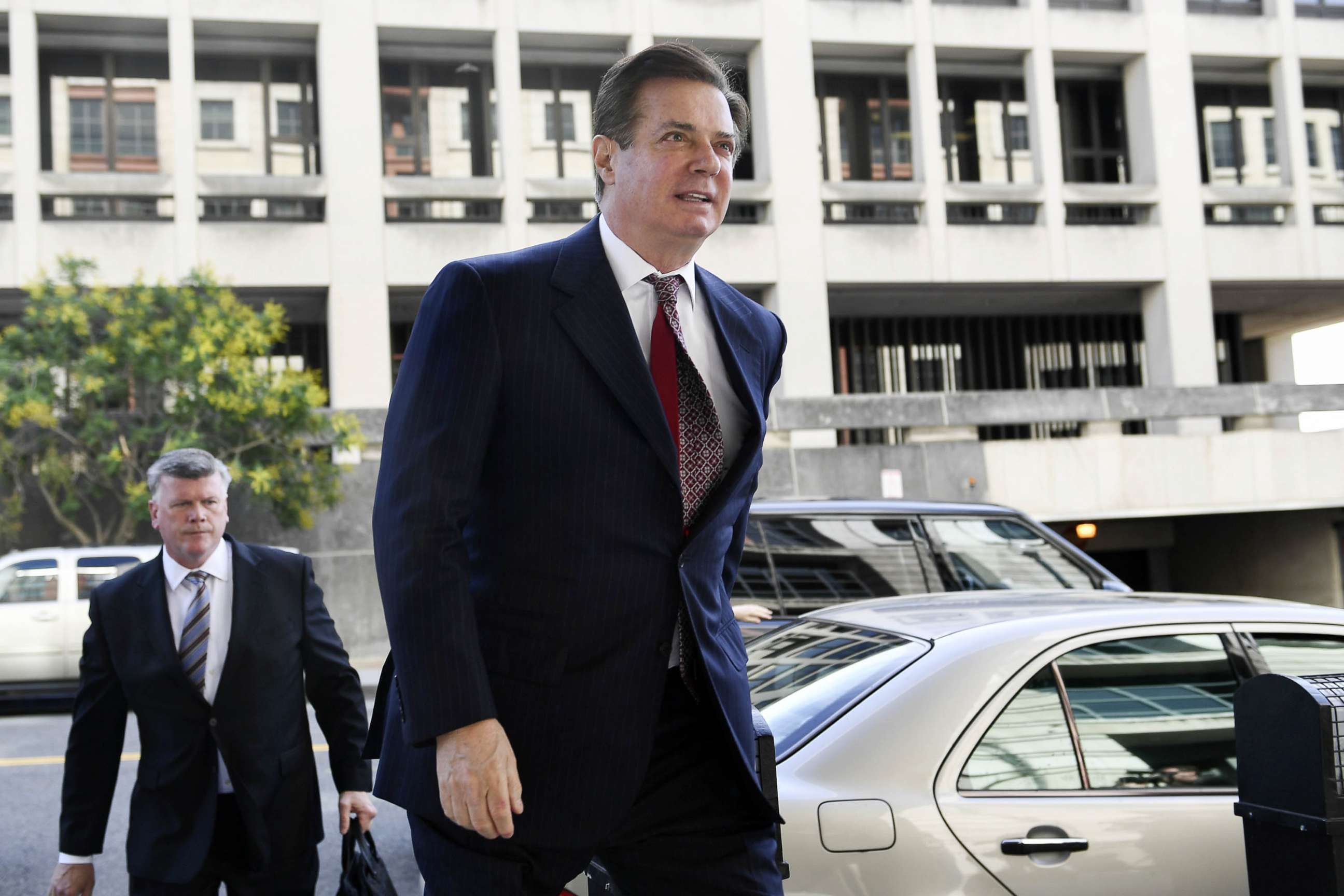 PHOTO: Paul Manafort arrives for a hearing at US District Court in Washington, June 15, 2018.