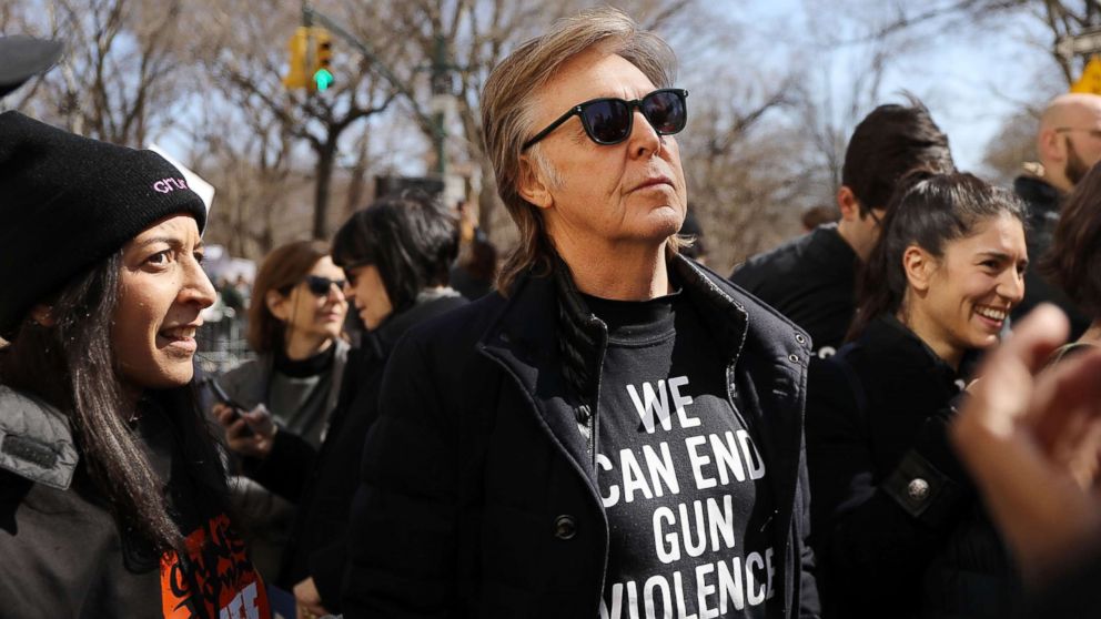 PHOTO: Sir Paul McCartney joins thousands of people, many of them students, as they march against gun violence in Manhattan during the March for Our Lives rally, March 24, 2018 in New York.