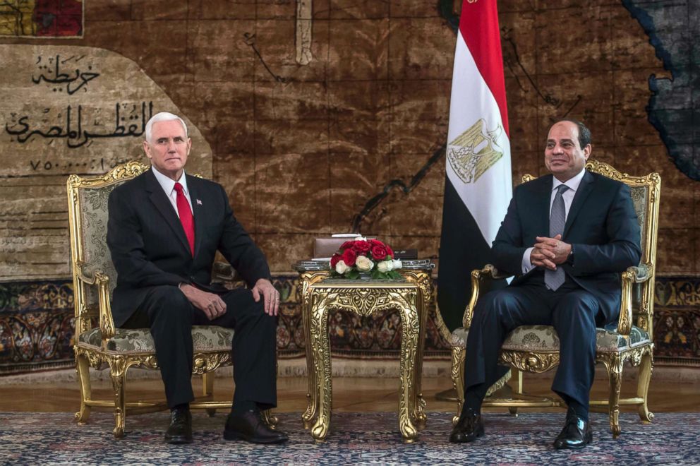 PHOTO: Vice President Mike Pence, left, meets with Egyptian President Abdel Fattah al-Sisi at the Presidential Palace in Cairo, Jan. 20, 2018.