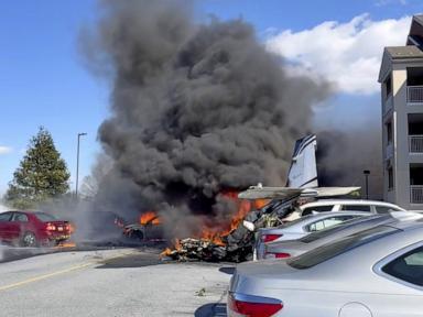 Small plane crashes with 5 aboard in Pennsylvania