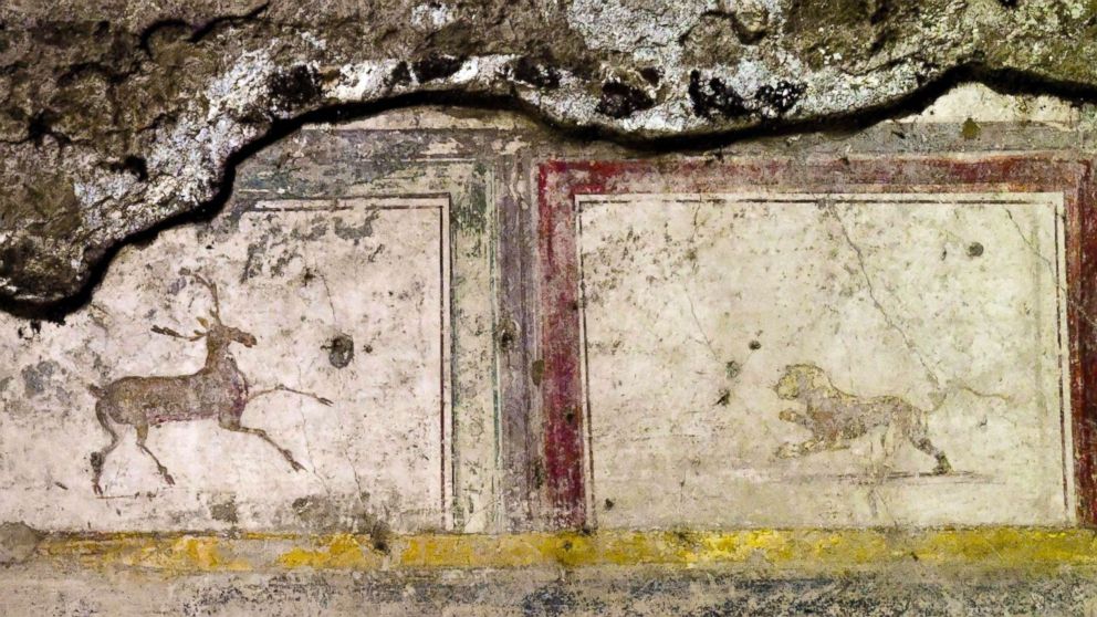 PHOTO: The domus delle Nozze d'Argento shows part of a fresco in Pompeii, Italy, May 17, 2018.