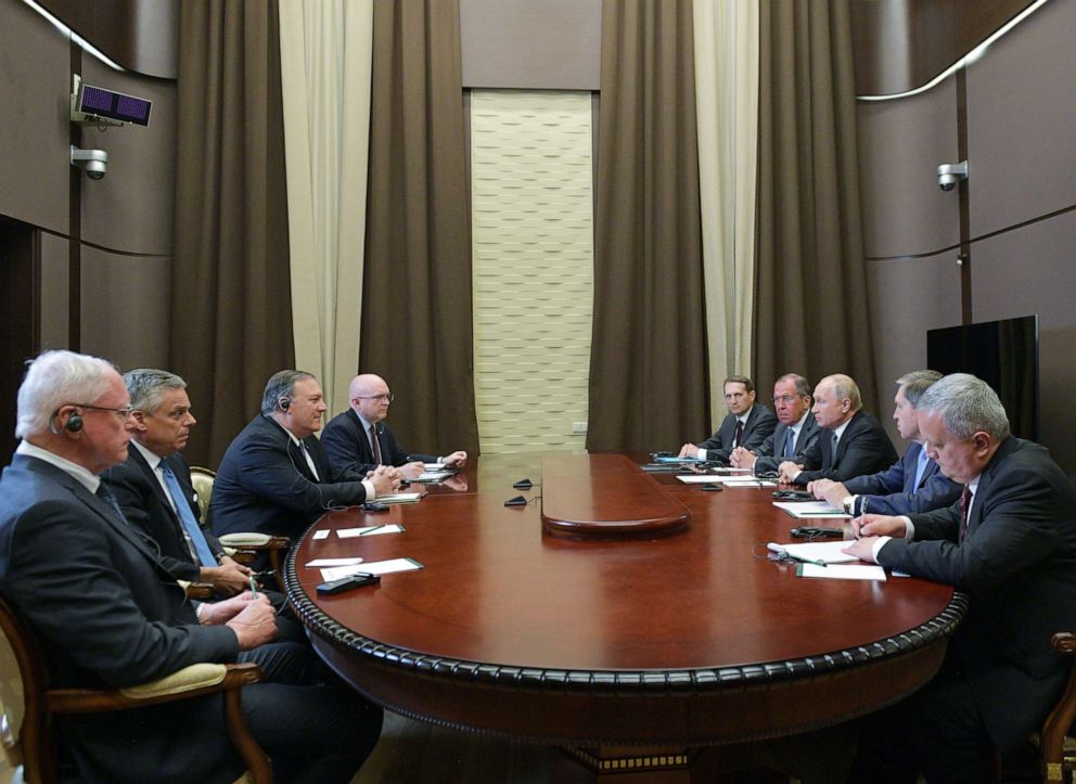 PHOTO: Delegations led by Russian President Vladimir Putin and Secretary of State Mike Pompeo attend a meeting in Sochi, Russia, May 14, 2019.