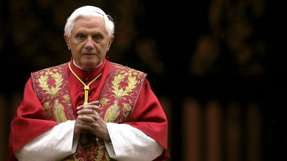 #World leaders pay tribute to Pope Benedict XVI after his death