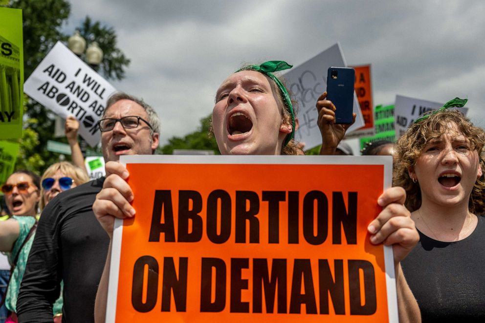 PHOTO: Abortion rights supporters protest at the U.S. Supreme Court, in response to the Dobbs v Jackson Women's Health Organization ruling on June 24, 2022, in Washington that overturned the landmark 50-year-old Roe v Wade case.