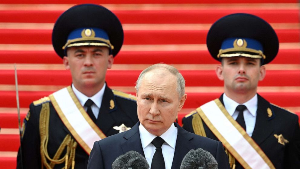 PHOTO: Russian President Putin addresses members of Russian military units, the National Guard and security services to pay honor to armed forces, that upheld order during recent mutiny, in Cathedral Square at the Kremlin in Moscow, June 27, 2023.