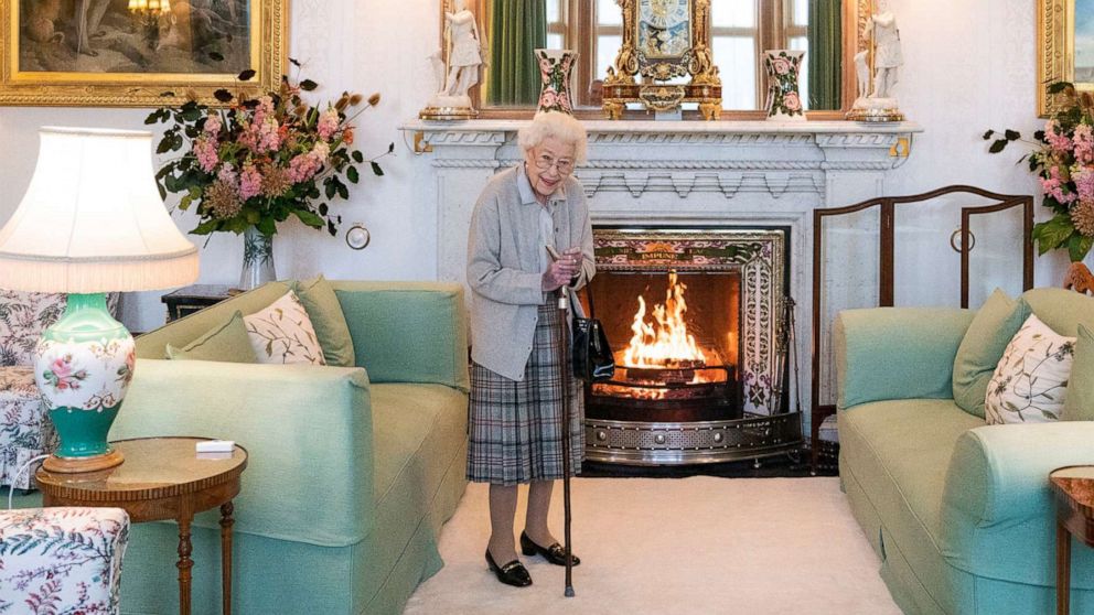 PHOTO: Britain's Queen Elizabeth II waits in the Drawing Room before receiving Liz Truss for an audience at Balmoral, where Truss was be invited to become Prime Minister and form a new government, in Aberdeenshire, Scotland, Sept. 6, 2022. 