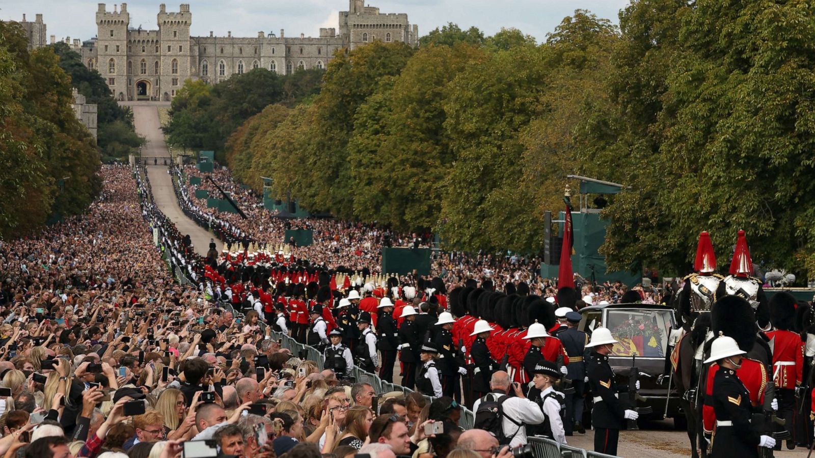 Queen Elizabeth updates: State funeral ends 11 of Watch Live News on ABCNL