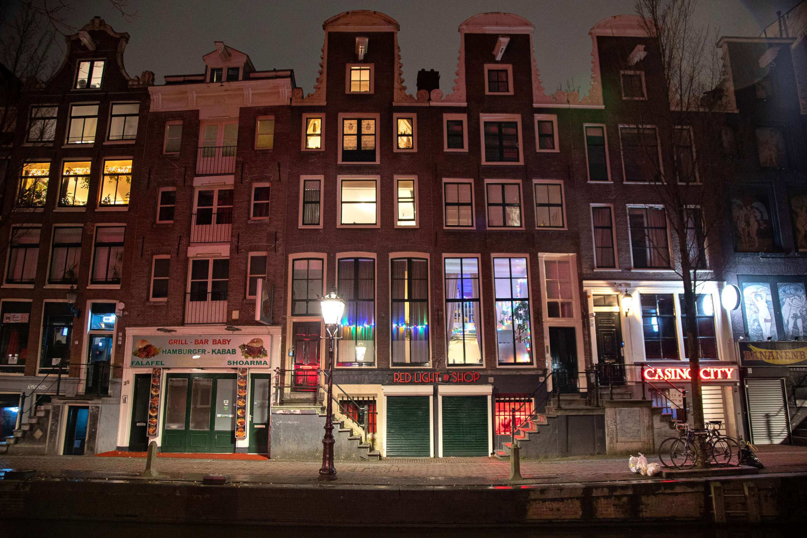 PHOTO: The empty streets of Amsterdam's Red light district are seen during the first day of the lockdown due to the Coronavirus pandemic, on Dec. 19, 2021.