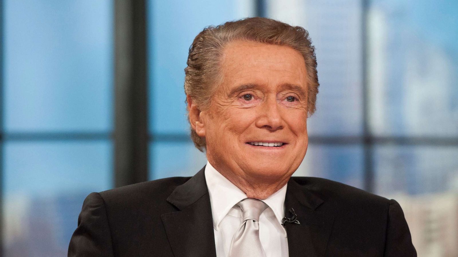 PHOTO: Regis Philbin on his farewell show of "Live! with Regis and Kelly" in New York City, Nov. 18, 2011.