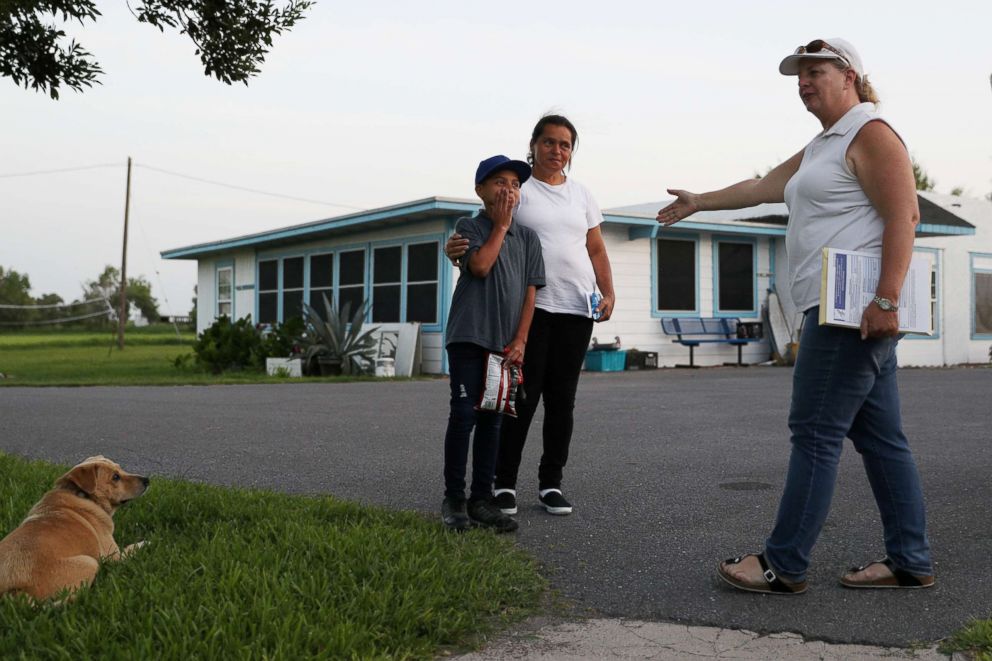 PHOTO: Maria Marroquin Perdomo and her 11-year-old son Abisai arrive at La Posada Providencia shelter with the help of immigration attorney Jodi Goodwin, in San Benito, Texas, July 14, 2018.