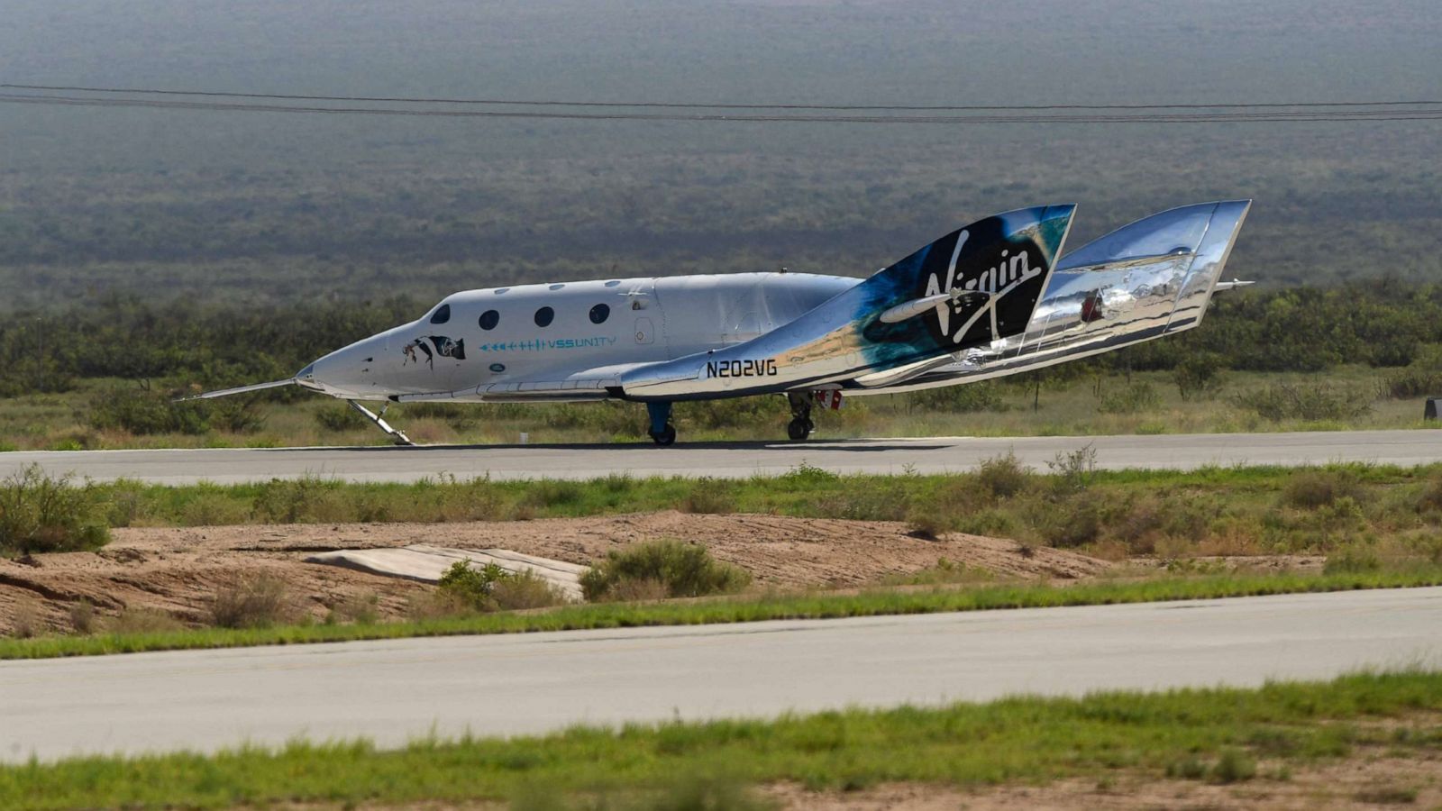 Richard Branson, crew go to space and back on Virgin Galactic spaceship -  ABC News