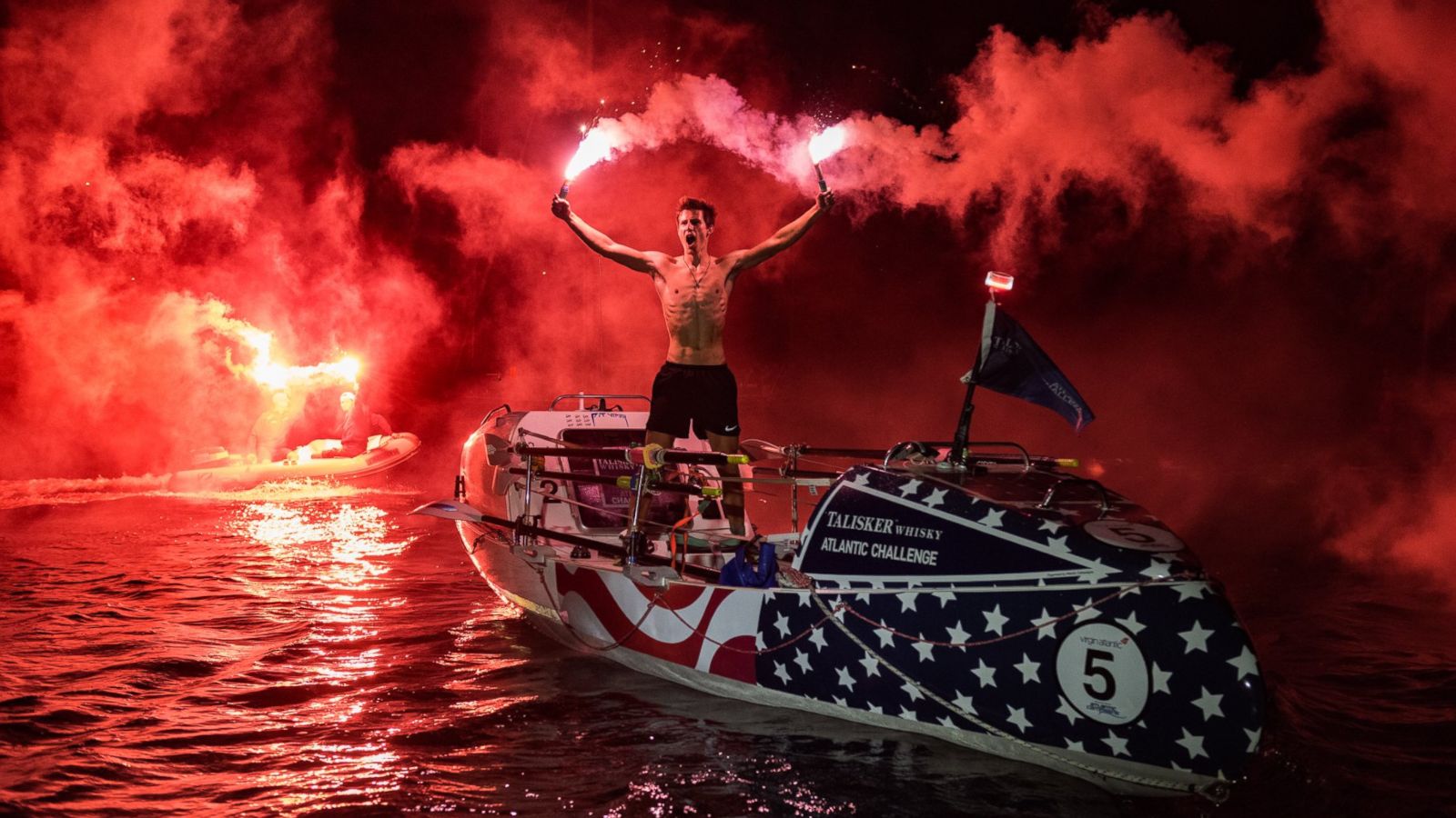 19 year old American becomes youngest person to row solo across