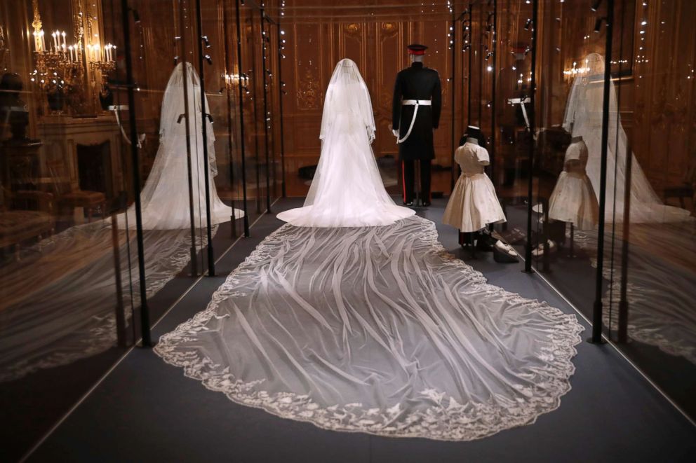 meghan's wedding dress on display
