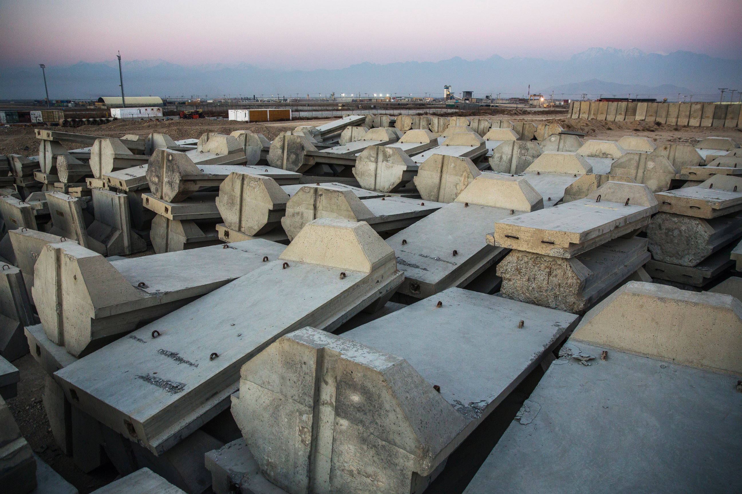 Abandoned Scenes at Bagram Airfield Photos | Image #91 - ABC News