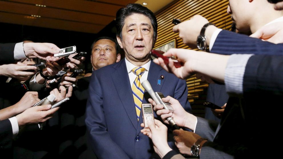 PHOTO: Japan's Prime Minister Shinzo Abe speaks to reporters after a meeting of the earthquake emergency disaster response team at his official residence in Tokyo, Japan, April 15, 2016.