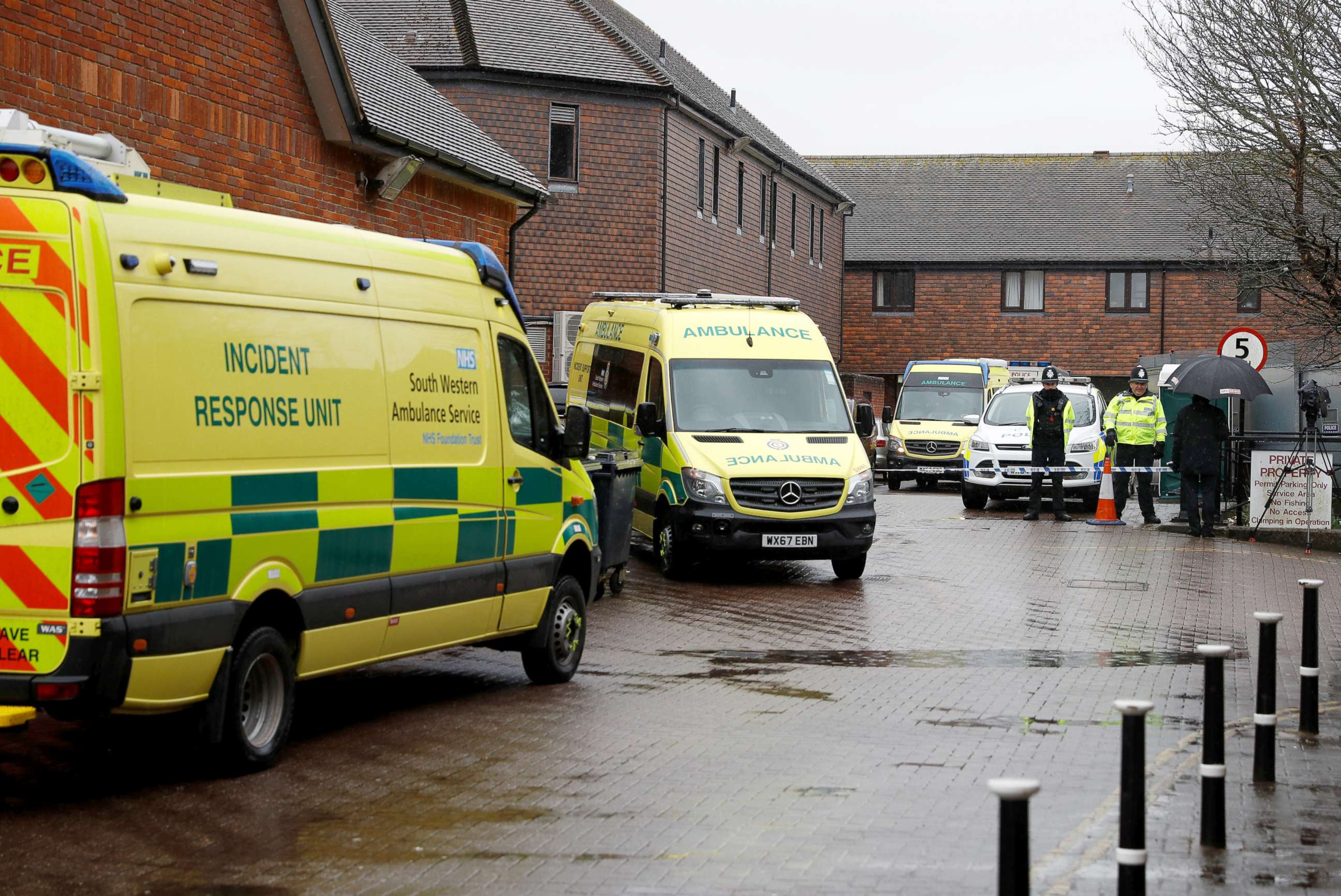 PHOTO: Emergency services vehicles are parked in Salisbury, Britain, March 28, 2018, behind a pub that was visited by former Russian intelligence officer Sergei Skripal and his daughter Yulia before they were found poisoned.