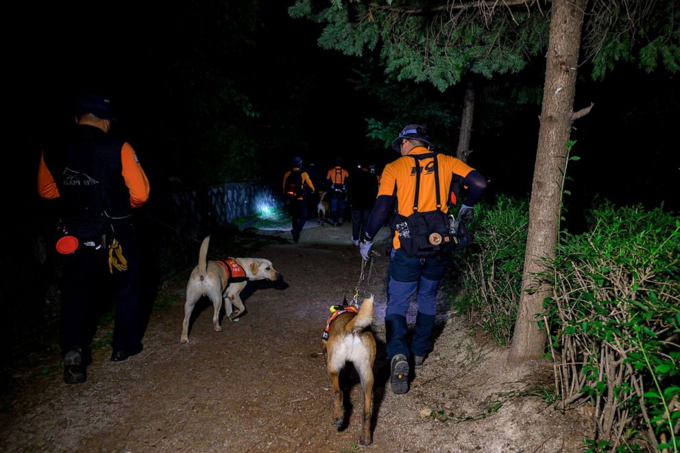 PHOTO: Search and rescue teams search Waryong park for Seoul mayor Park Won-soon in Seoul on July 9, 2020.