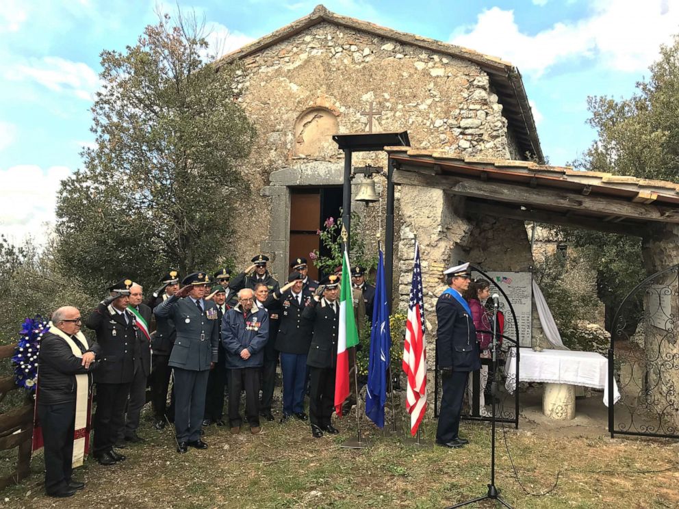 PHOTO: Local dignitaries, international residents and military authorities at the commemorative ceremony at Montebuono, Itlay.