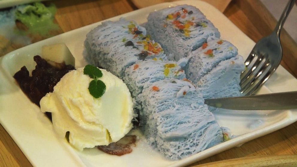 PHOTO: It's been a record hot summer in South Korea and locals are turning to a sweet treat to beat the heat: "Bingsu," or shaved ice.