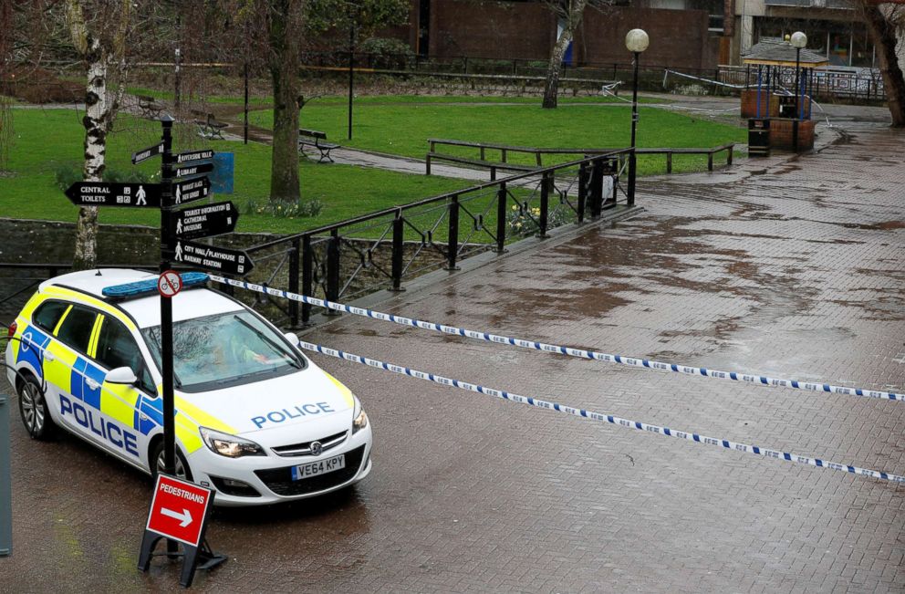 PHOTO: A police vehicle is parked next to cordon tape close to where former Russian intelligence officer Sergei Skripal and his daughter Yulia were found poisoned, in Salisbury, Britain, March 28, 2018.