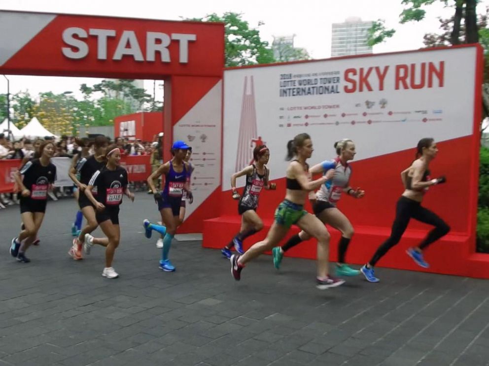 PHOTO: The Lotte World International Sky Run drew runners from the across the globe.