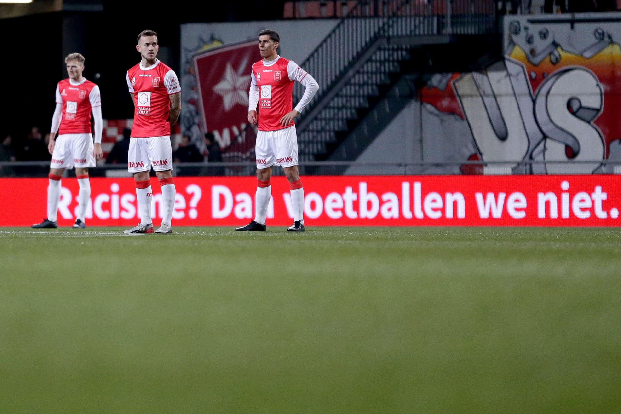 PHOTO: Enes Mahmutovic of MVV Maastricht, Joshua Holtby of MVV Maastricht, Koen Kostons of MVV Maastricht say no to racism during the Dutch Keuken Kampioen Divisie  match between MVV Maastricht v TOP Oss at the Geusselt.