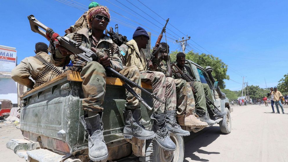 PHOTO: Somali soldiers supporting opposition leaders are seen in the streets of the Yaqshid district of Mogadishu, Somalia, on April 25, 2021.