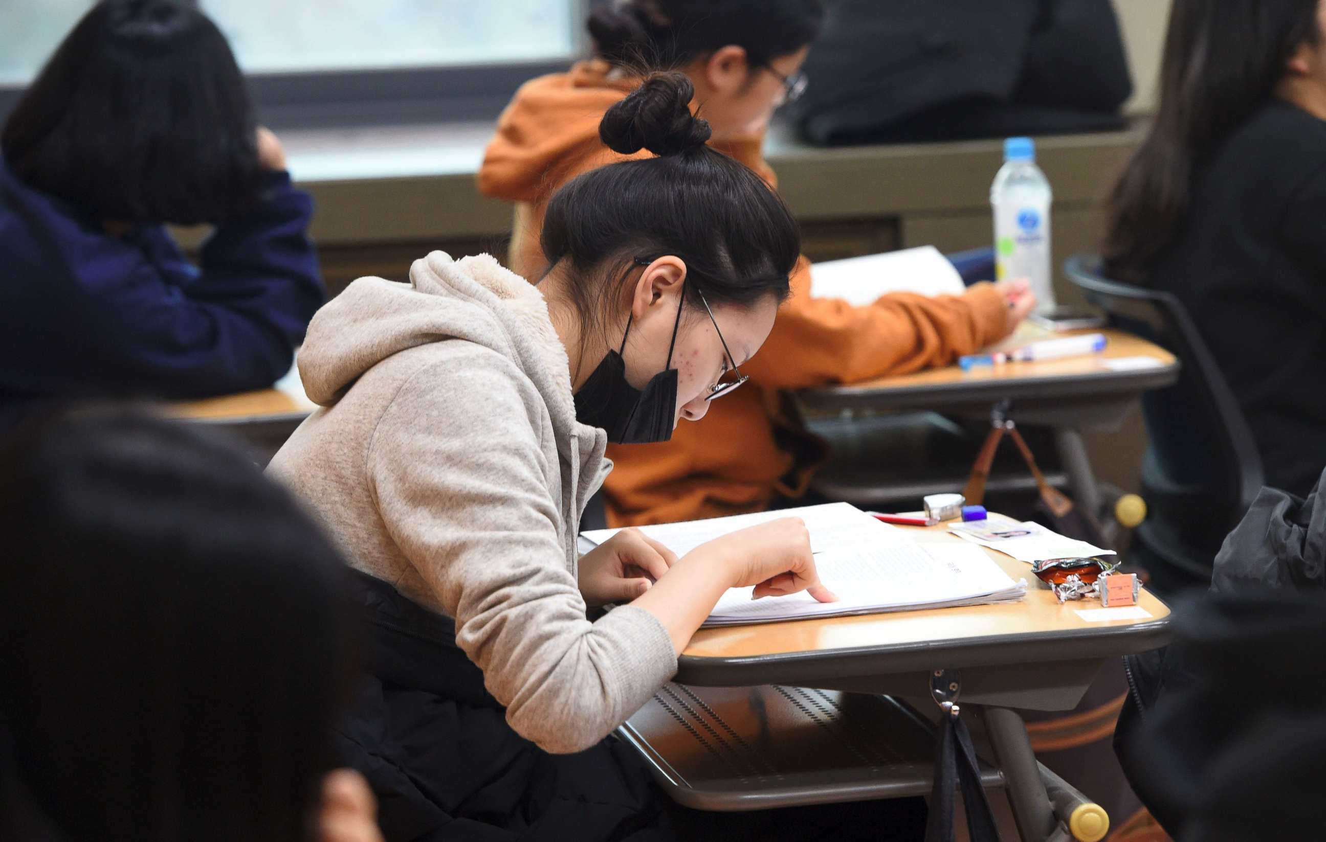 PHOTO: Students prepare to take the annual College Scholastic Ability Test, a standardized exam for college entrance, at a high school in Seoul on Nov. 23, 2017.