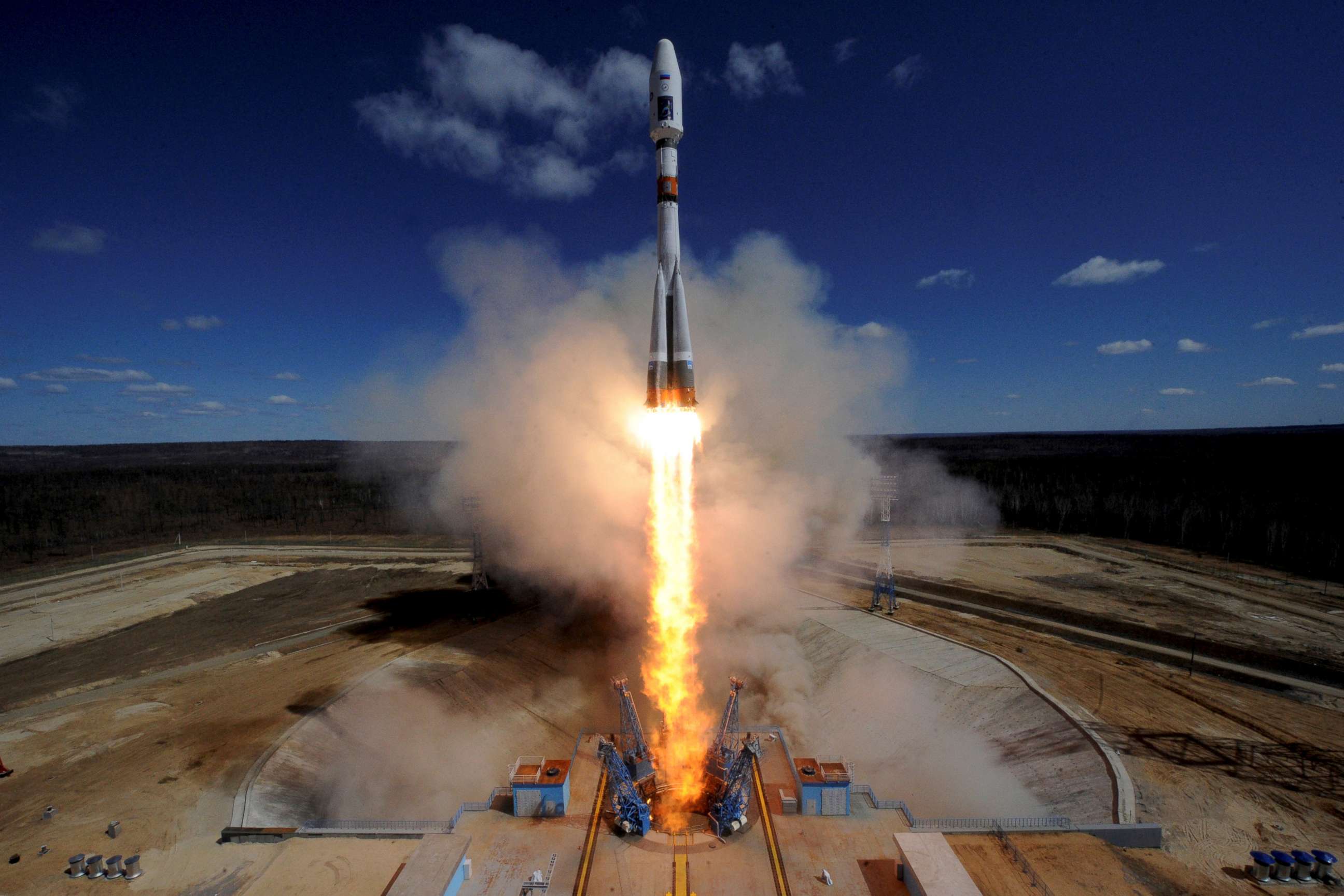 PHOTO: A Russian Soyuz 2.1A rocket carrying Lomonosov, Aist-2D and SamSat-218 satellites lifts off from the launch pad at the new Vostochny cosmodrome outside the city of Uglegorsk, in the far eastern Amur region, Russia on April 28, 2016. 