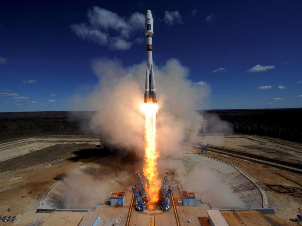 PHOTO: A Russian Soyuz 2.1A rocket carrying Lomonosov, Aist-2D and SamSat-218 satellites lifts off from the launch pad at the new Vostochny cosmodrome outside the city of Uglegorsk, in the far eastern Amur region, Russia on April 28, 2016.