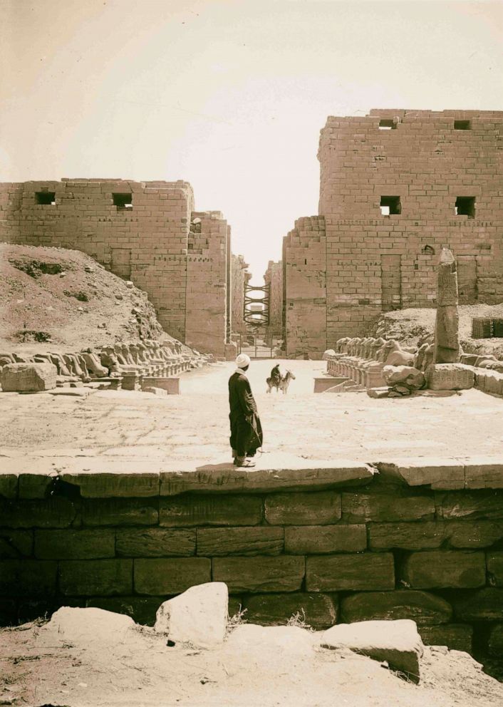 PHOTO: Avenue of sphinxes in front of the 1st pylon in Karnak, Egypt, 1900.