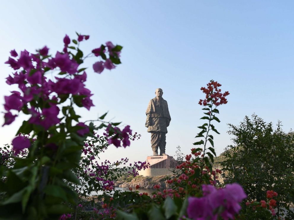 PHOTO: The Statue Of Unity, the worlds tallest statue dedicated to Indian independence leader Sardar Vallabhbhai Patel, stands overlooking the Sardar Sarovar Dam near Vadodara in Indias western Gujarat state, Oct. 30, 2018.
