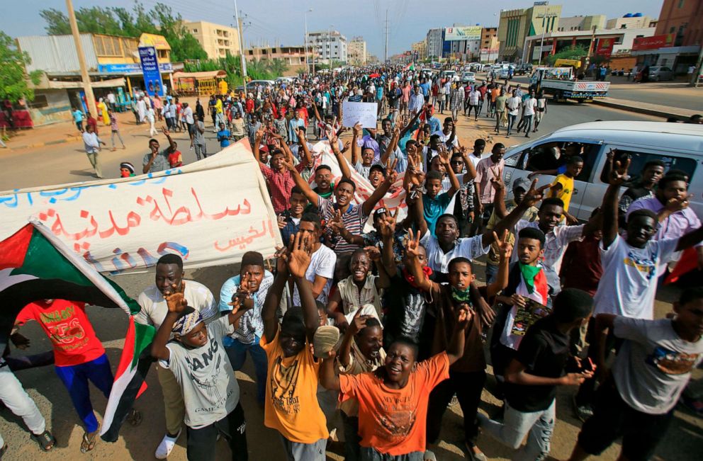 PHOTO: Sudanese protesters take part in a demonstration to denounce the July 29 Al-Obeid killings, in the capital Khartoum, Aug. 1, 2019.