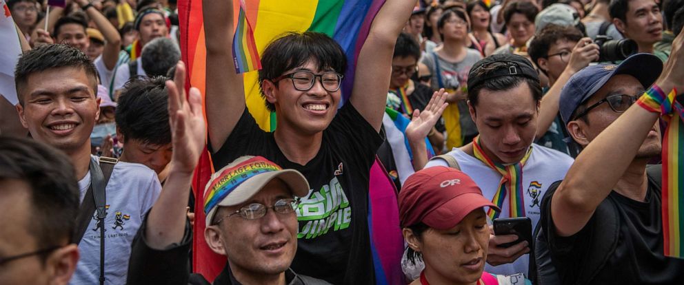 Taiwan Becomes First Asian Nation To Legalize Same Sex Marriage Abc News