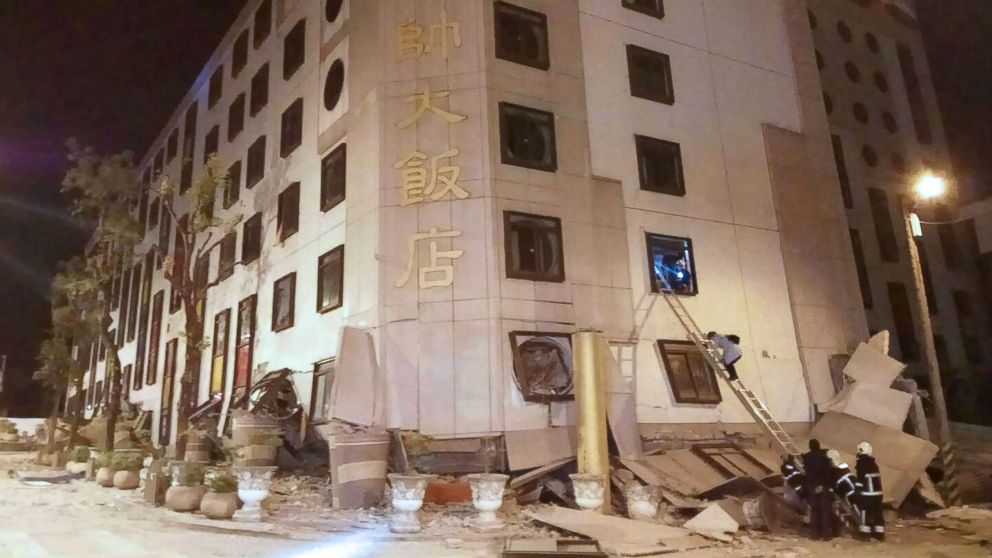 PHOTO: Rescue workers search the Marshal Hotel in Hualien, eastern Taiwan early Feb. 7, 2018, after a strong earthquake struck the island.