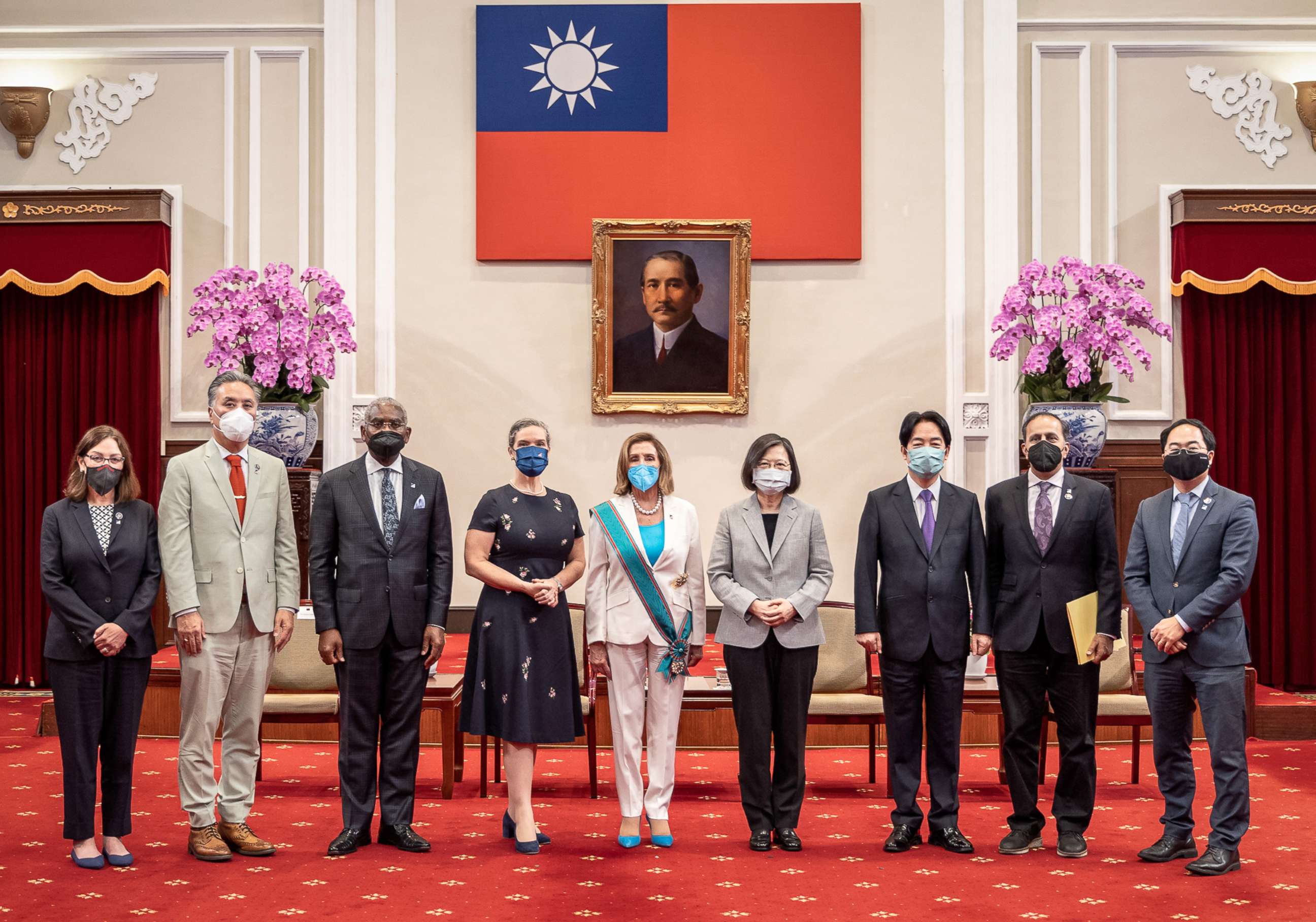 PHOTO: Speaker of the U.S. House Of Representatives Nancy Pelosi poses for photographs after receiving the Order of Propitious Clouds with Special Grand Cordon, Taiwan's highest civilian honor at the president's office in Taipei, Taiwan, Aug. 3, 2022.