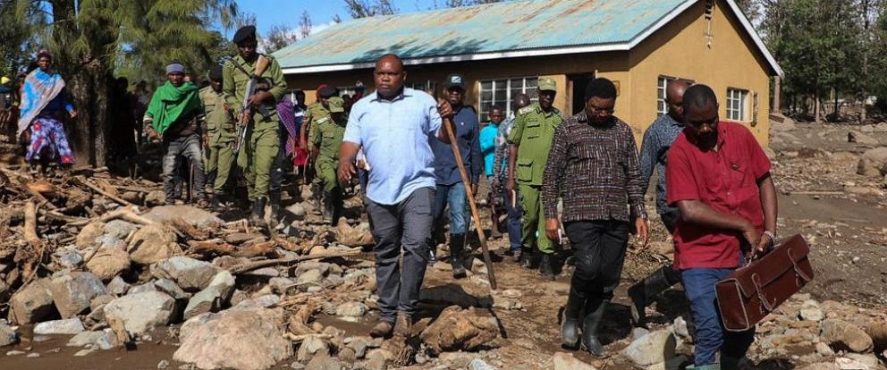 PHOTO: Tanzanian Prime Minister Kassim Majaliwa walks with members of the search and rescue mission looking for the bodies of those who were killed following floods near the slopes of Mount Hanang in the Manyara region, in Tanzania, Dec. 4, 2023.