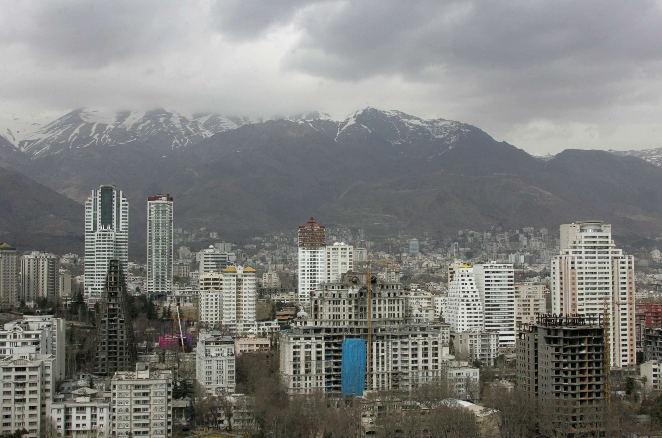PHOTO: A general view shows Tehran's northern neighborhood on March 12, 2008. 